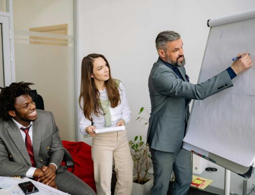 Formation professionnelle pour seniors : 7 clés pour réinventer sa carrière après 55 ans