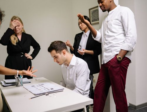 Gestion des conflits au travail : 7 étapes pour transformer la tension en productivité