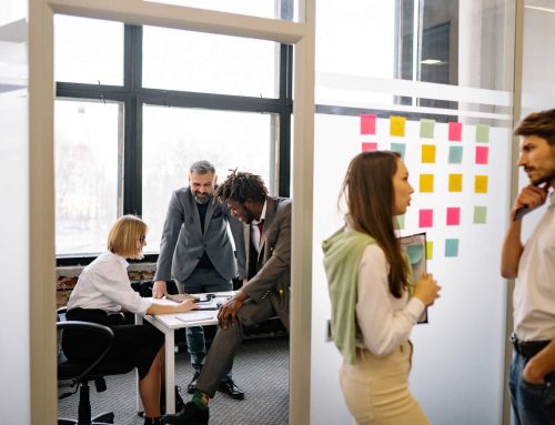 Reconversion Professionnelle : Pourquoi l&rsquo;Accompagnement Change Vraiment la Donne